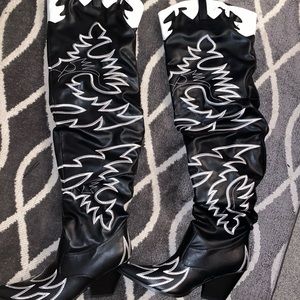 Black & white cowboy boots